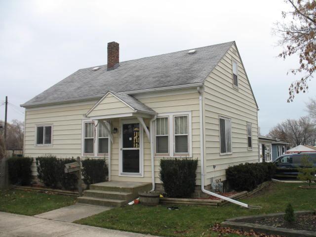 4325 17th St, Racine, WI 53405