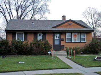 7009 W Tallmadge Ct., Milwaukee, WI 53218