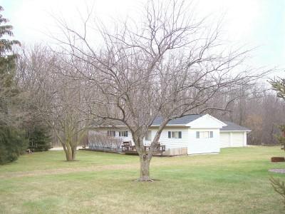 2694 W Hayton Rd., Charlestown, WI 53014