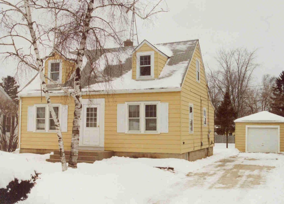 1730 Ellis Ave., Caledonia, WI 53402