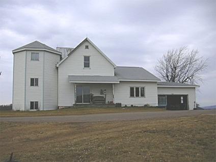 [Address Hidden by Seller], Greenfield, WI 54601