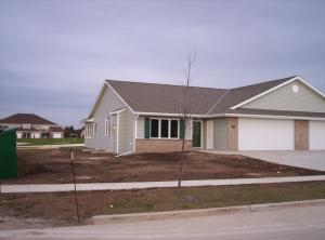 4910 Elmer Ln., Manitowoc, WI 54220