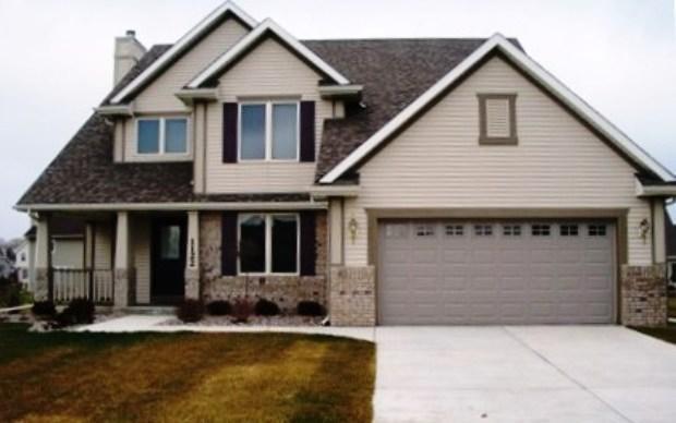 1122 Springfield Ln., Caledonia, WI 53402