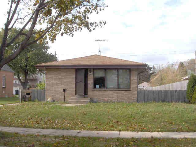 [Address Hidden by Seller], Milwaukee, WI 53207