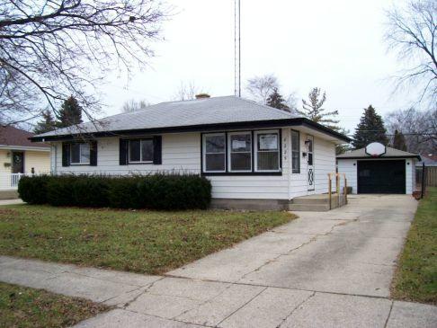 8225 26th Ave., Kenosha, WI 53143