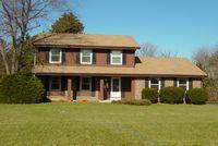 302 Heritage Ct., Caledonia, WI 53402