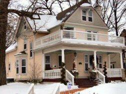 2242 N Wauwatosa Ave., Wauwatosa, WI 53213