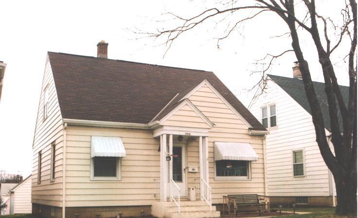 2806 S 49th St., Milwaukee, WI 53219