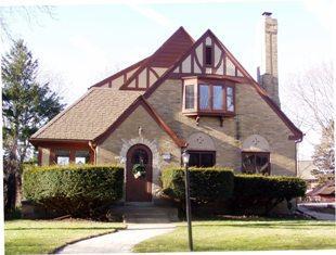 4759 N Larkin St., Whitefish Bay, WI 53211