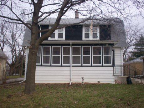 516 N 99th St., Wauwatosa, WI 53226