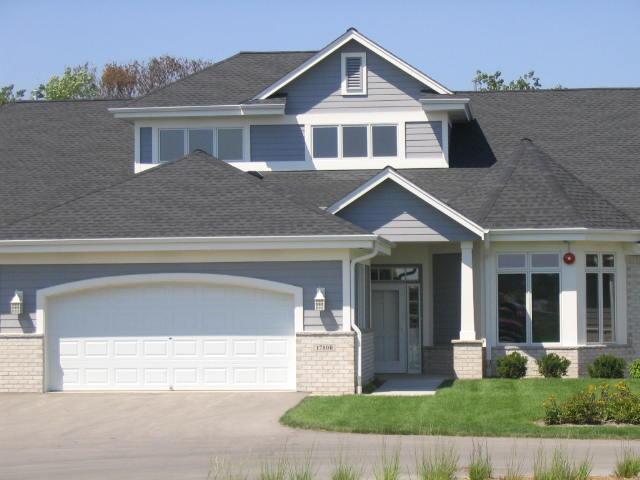 795 Bay Ct. #43B, Brookfield, WI 53005
