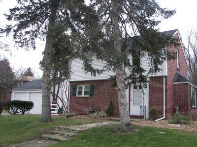 9725 W Hope Ave., Wauwatosa, WI 53222