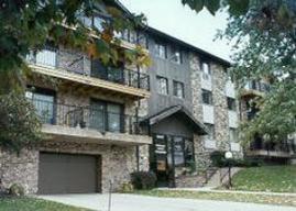 12000 W Bluemound Rd #105, Wauwatosa, WI 53226