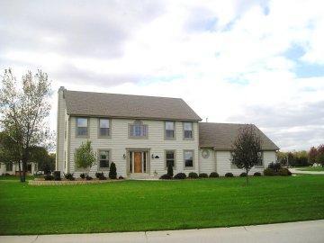 N24W26405 Bucks Island Ct., Pewaukee, WI 53072