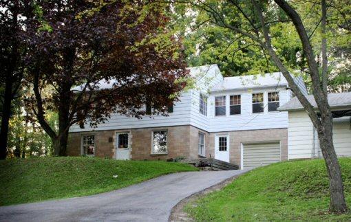 2016 W Saint Paul Ave., Waukesha, WI 53188