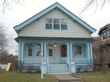 4611 N Bartlett Ave., Whitefish Bay, WI 53211