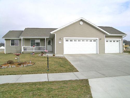 1921 Crooked Ave., Holmen, WI 54636