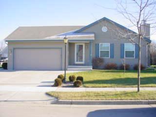 409 Rempe Dr., Waukesha, WI 53186