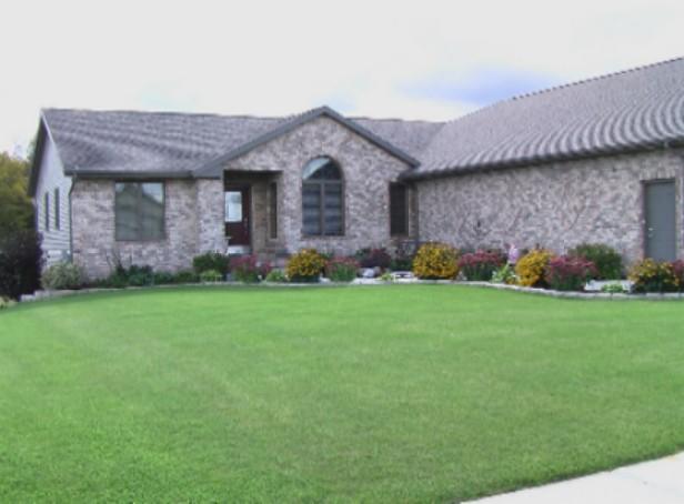 1001 Sarah Miles Ln., Manitowoc, WI 54220