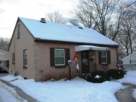 3701 Schroeder Dr., Manitowoc, WI 54220