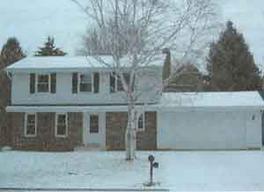 155 Fox Glen Rd., Fredonia, WI 53021