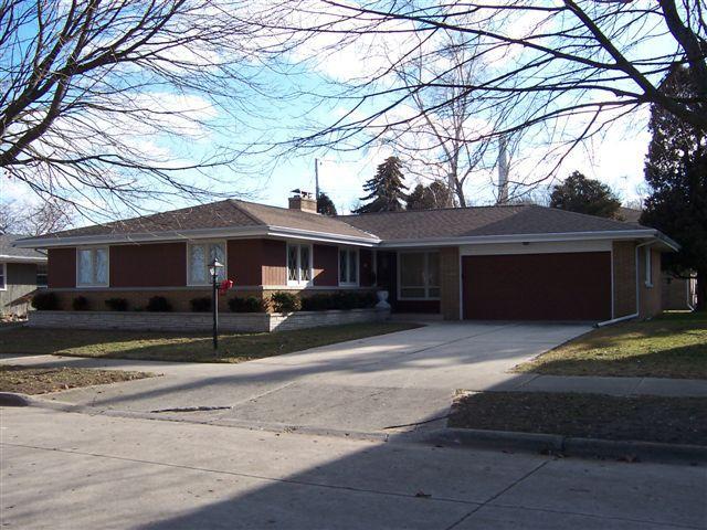 529 Whitcomb, Sheboygan, WI 53081