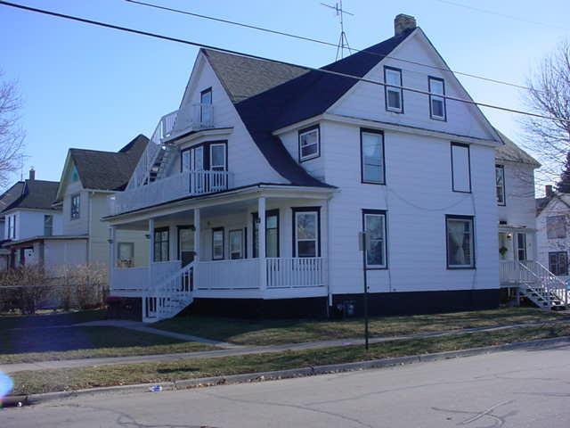 1927 60th St., Kenosha, WI 53143