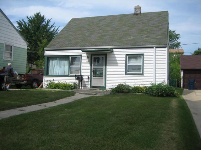 4537 N 35th St., Milwaukee, WI 53209