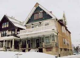 816 S 30th St. #818, Milwaukee, WI 53215