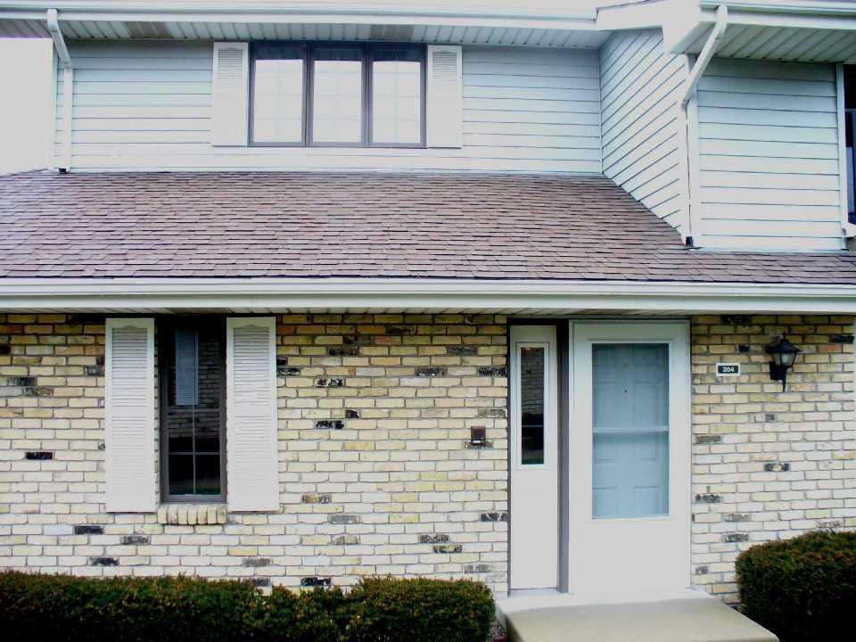 1405 Sun Valley #204, Mount Pleasant, WI 53406