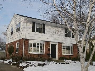 5515 N Navajo Ave., Glendale, WI 53217