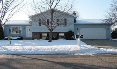 1205 Cliffview Ave, Onalaska, WI 54650