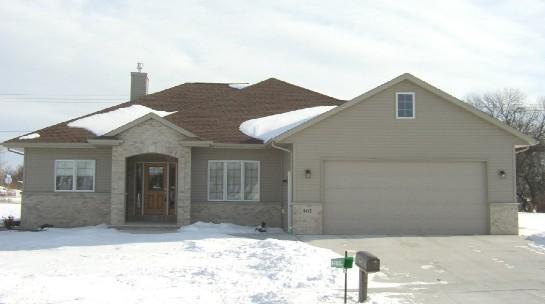 802 Sarah Miles Ct., Manitowoc, WI 54220