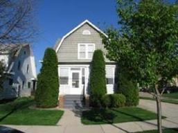 405 S 5th St, Watertown, WI 53094