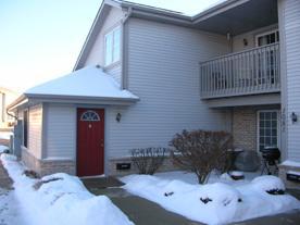 1081 Quinlan Dr. #E, Pewaukee, WI 53072
