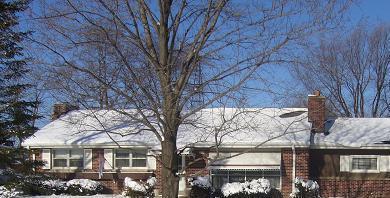 3324 W Edgerton Ave, Greenfield, WI 53221