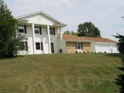 W261S7490 Oakdale Dr., Vernon, WI 53189