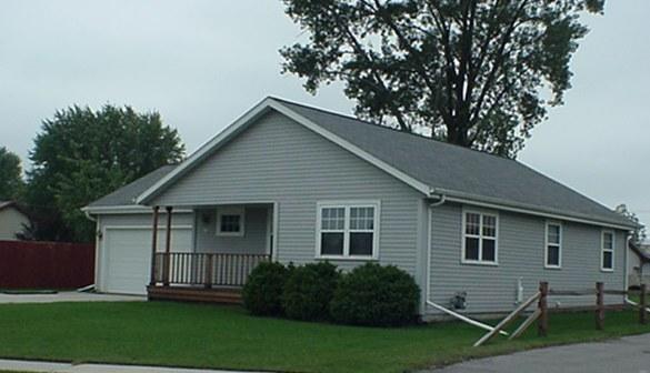 669 Morgan Dr., Hartford, WI 53027