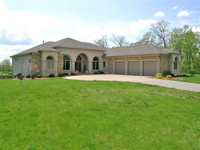 20251 Lyon Ln., Gale, WI 54630