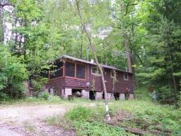 6343 W Hickory Tree Ln., Plymouth, WI 53073