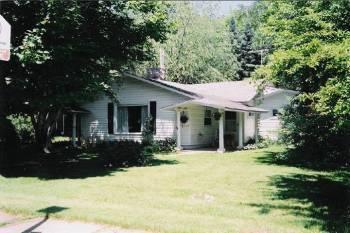 754 E Washington St., Oconomowoc, WI 53066