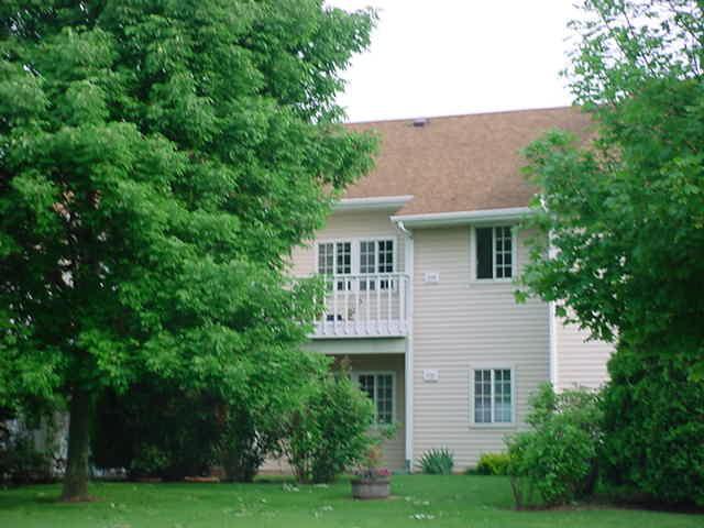 1719 Parknoll Ln., Port Washington, WI 53074