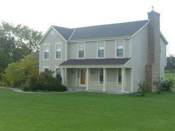 S78W29731 Crossgate Dr., Mukwonago, WI 53149