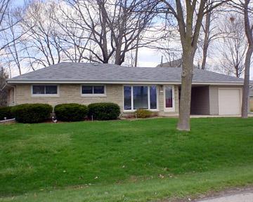 11110 W Abbott, Hales Corners, WI 53130