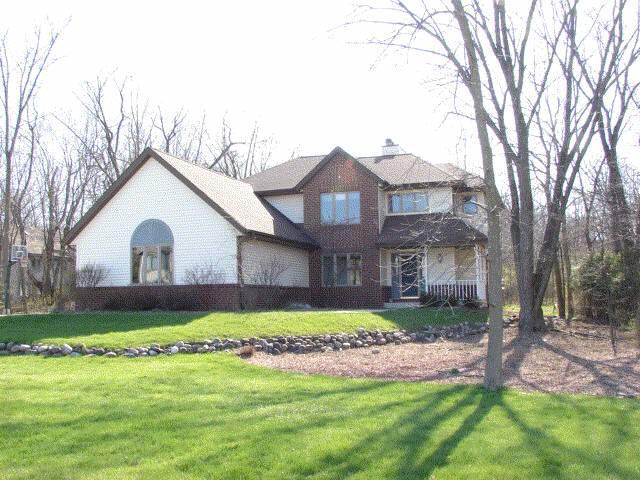 N2773 Chicory Ln., Pewaukee, WI 53072