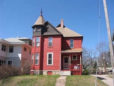 226 S 16th St., La Crosse, WI 54601