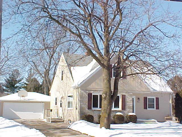 443 S Main St., Saukville, WI 53080