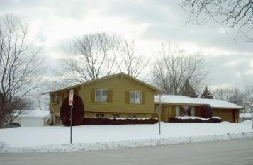 307 W Good Hope, Glendale, WI 53217