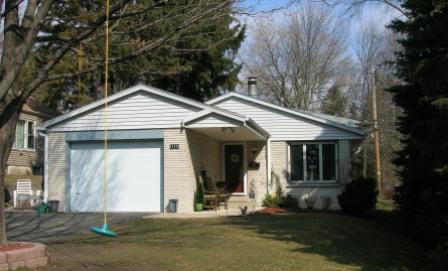 11112 W Godsell Ave, Hales Corners, WI 53130