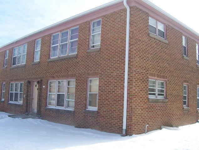 2541 W Victory Ln., Milwaukee, WI 53209